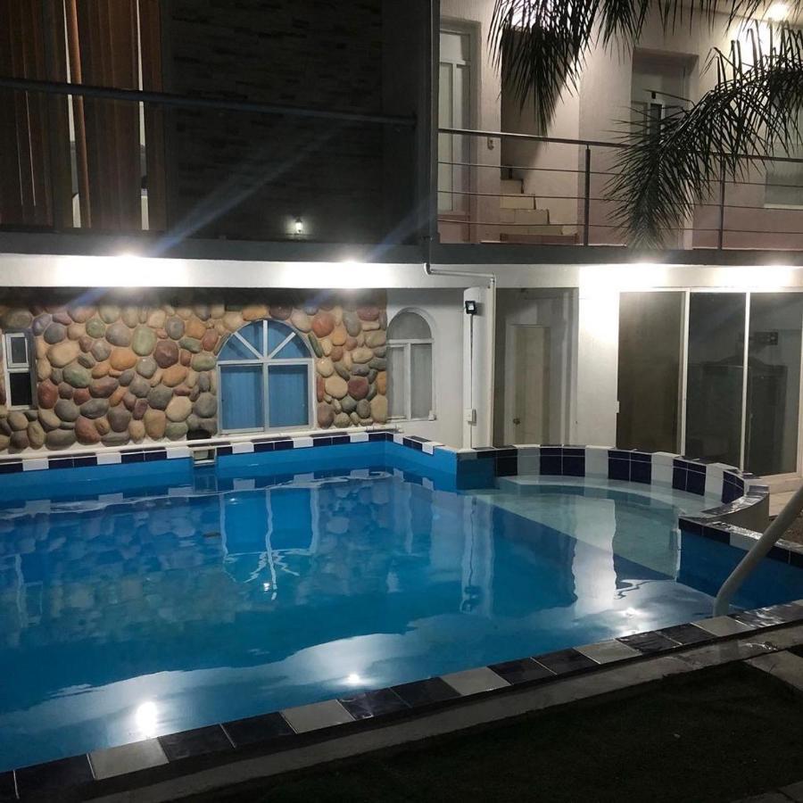 6 Venator House Boutique Aparthotel เลออน ภายนอก รูปภาพ
